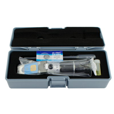 Refraktometar sa setom za kalibraciju